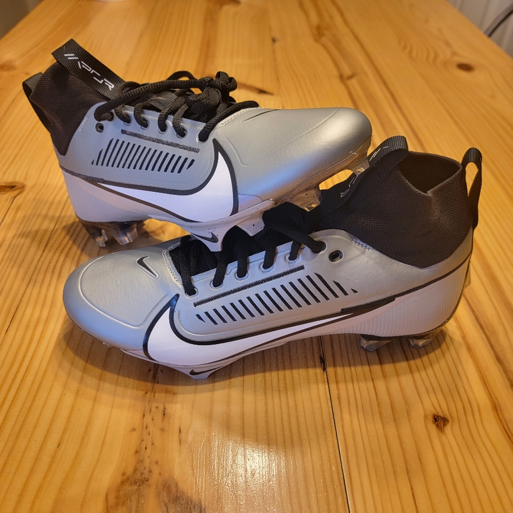 Nike Vapor Edge Pro 360 2 Football Cleats